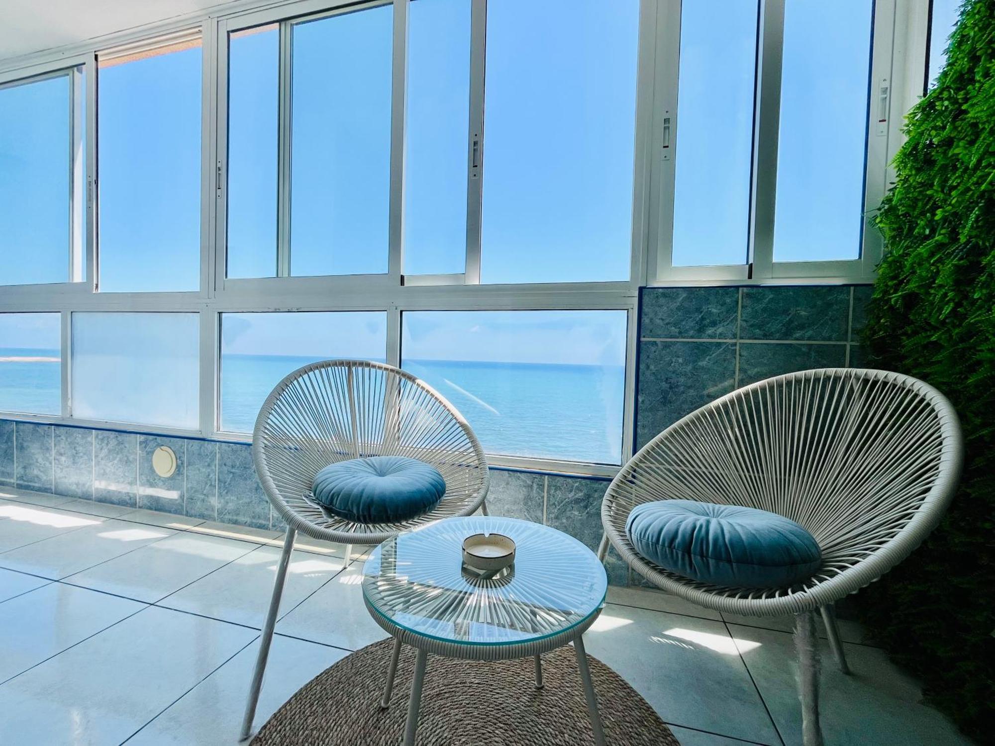 Apartment Seaside Haven *